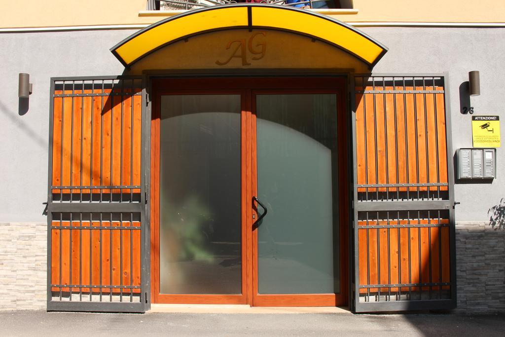 Pirtuso Del Porto Apartment Палермо Екстериор снимка