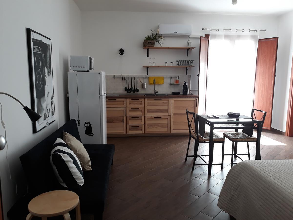 Pirtuso Del Porto Apartment Палермо Екстериор снимка