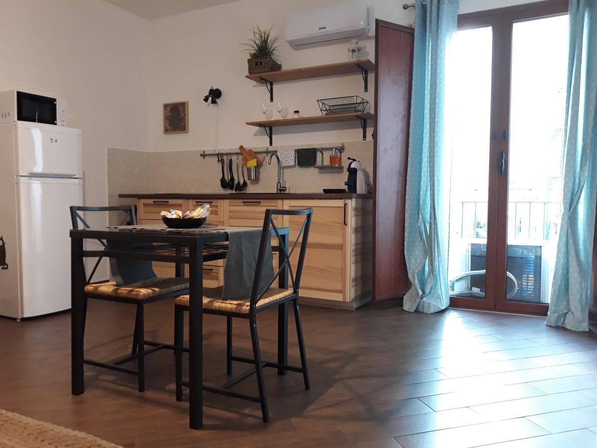 Pirtuso Del Porto Apartment Палермо Екстериор снимка