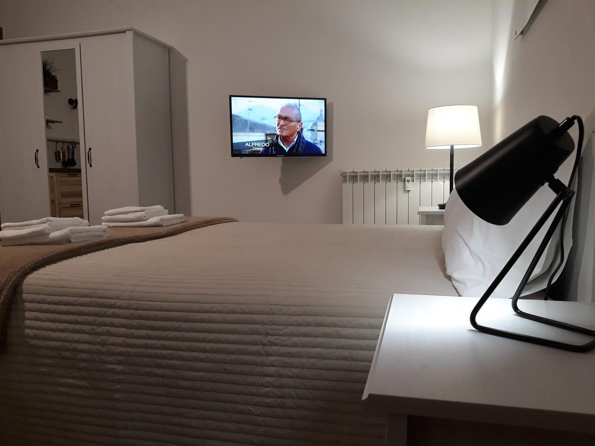 Pirtuso Del Porto Apartment Палермо Екстериор снимка