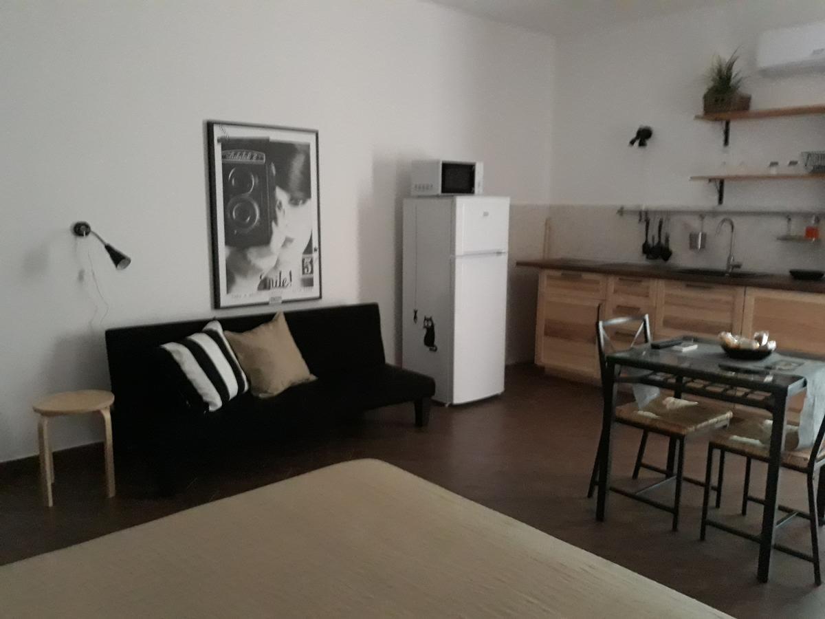 Pirtuso Del Porto Apartment Палермо Екстериор снимка