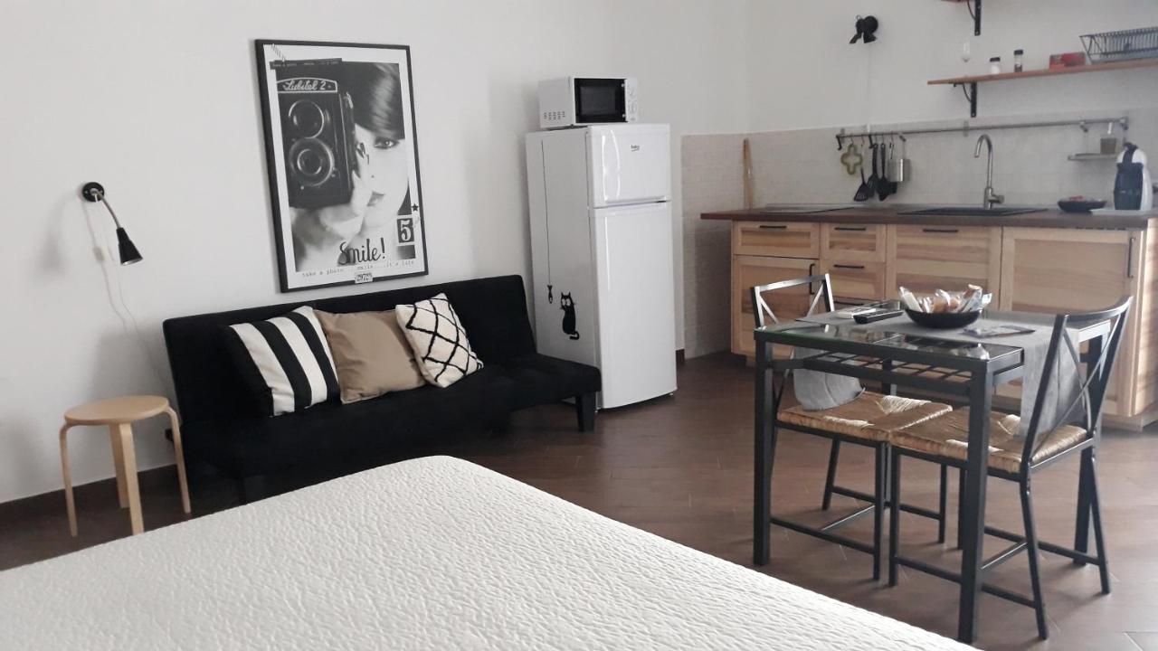 Pirtuso Del Porto Apartment Палермо Екстериор снимка